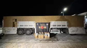 Kırşehir'de Kaçakçılık Operasyonu: 980 Koli Boş Makaron Ele Geçirildi