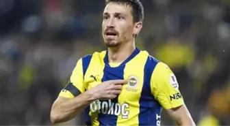 Mert Hakan Yandaş kadro dışı mı bırakıldı? Mert Hakan Yandaş neden kadro dışı bırakıldı?