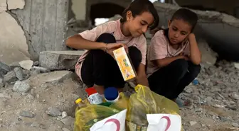 Türk Kızılay, Gazze'deki Sivillere Gıda Yardımı Ulaştırıyor