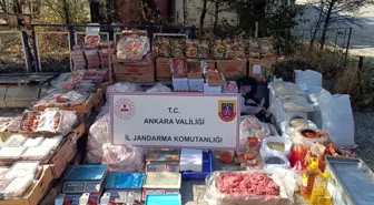 Ankara'da bir iş yerinde 1 ton 200 kilogram bozuk et ele geçirildi