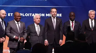 Bakan Bayraktar: 2028'de Türkiye'nin 17 milyon hanesine enerji sağlamayı hedefliyoruz