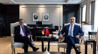 Hakan Fidan ve Almanya Dışişleri Bakanı Wadephul Ankara'da Bir Araya Geldi