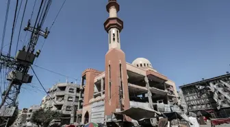 Yıkılmış Camilerde Cuma Namazı
