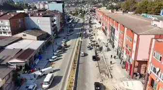 Karabük Belediyesi Zonguldak Caddesi'nde Yenileme Çalışmaları Sürüyor