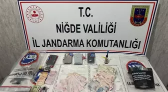 Niğde'de Uyuşturucu Operasyonu: 4 Zanlı Gözaltında