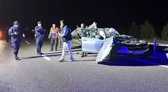 Kütahya'da Trafik Kazası: 1 Ölü, 1 Yaralı