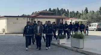 Yalova'da İl Göç İdaresi Müdürü ve 8 Çalışanı Gözaltına Alındı