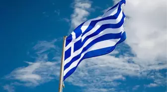 Yunanistan'dan Özel Sektöre 13 Saatlik Çalışma İzni