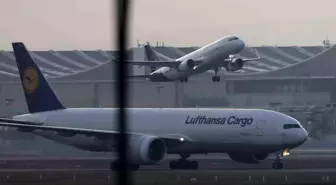 Lufthansa ve Ryanair'den Almanya'da Uçuş İptalleri
