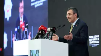 Cumhurbaşkanı Yardımcısı Yılmaz: '2026 bütçesinde gıda, tarım ve hayvancılık sektörüne 824 milyar lira ödenek ayrıldı'