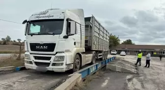 Edirne'de Taşıma Sınırını Aşan Kamyon Sürücüsüne 51 Bin Lira Ceza