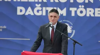 Aliağa'da Damızlık Koyun Üretim Merkezi'nde Hibe Dağıtımı Yapıldı