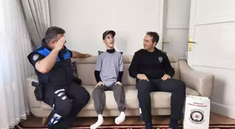 Samet'in Polis Üniforması Giyme Hayali Gerçekleşti