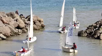 Trabzon'da Cumhuriyet Kupası Yelken Yarışları Düzenlendi