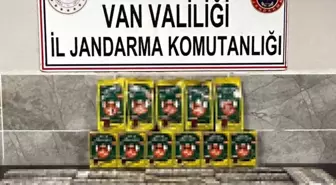 Van'da Jandarma, 1460 Paket Kaçak Sigara Ele Geçirdi