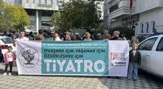 4. Borçka Uluslararası Tiyatro Festivali Başladı