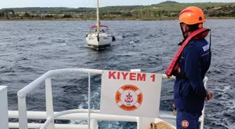 Çanakkale Boğazı'nda Makine Arızası: 2 Kişi Kurtarıldı
