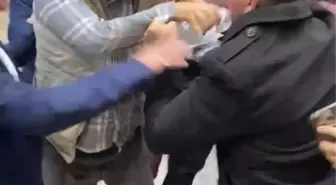 CHP Kocaeli Kongresi'nde Gazetecilere Saldırı