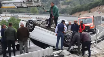 Pamukkale'de Takla Atan Otomobilde Anne ve Oğlu Yaralandı