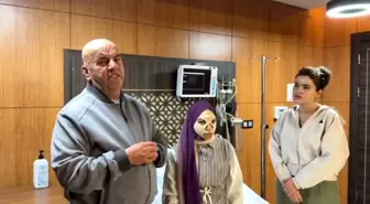 Türk Polisinden Gazzeli Çocuğa Şefkat Eli