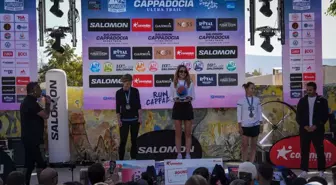 Kapadokya'da Salomon Ultra Trail Yarışmasında Dereceye Giren Sporcular Ödüllerini Aldı