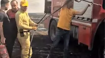 Siirt'te Anız Yangınına Müdahale Eden İtfaiye Aracı Alevler Arasında Kaldı