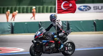 Toprak Razgatlıoğlu, Dünya Şampiyonluğunu Üçüncü Kez Kazandı