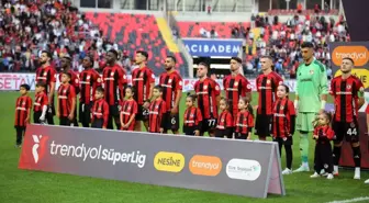Gaziantep FK, Antalyaspor'u 2-0 Önde Geçti