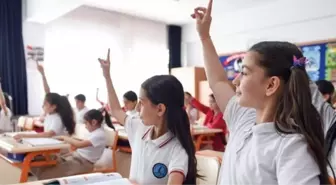 1 hafta tatil ne zaman? Okullar ne zaman tatil oluyor? Birinci ara tatil, Kasım tatili, ikinci ara tatil tarihleri!