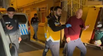 80 yaşlarındaki 3 arkadaşın alem gecesi hastanede bitti