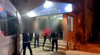 Ağrı'da Düzensiz Göçmen Taşıyan Tır Durduruldu