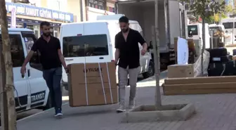 Engelli Genç Kıza Akülü Sandalye Hediye Edildi