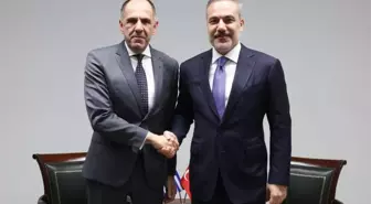 Dışişleri Bakanı Hakan Fidan, Lüksemburg'da Yunanistanlı Mevkidaşıyla Görüştü