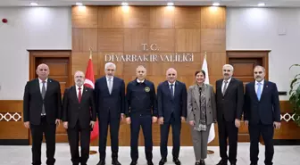 İçişleri Bakanı Ali Yerlikaya Diyarbakır Valiliği'ni Ziyaret Etti