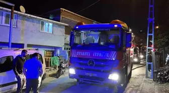 Başakşehir'de 3 Katlı Binada Yangın Çıktı