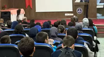 Bayburt'ta Mevlid-i Nebi Haftası Etkinlikleri: 'Peygamberimiz ve Aile Ahlakı' Konferansı