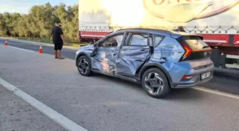 Bursa'da Trafik Kazası: Kamyon ile Otomobil Çarpıştı, 1 Yaralı