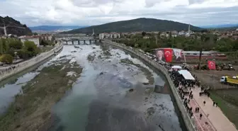 Osmancık'ta Kızılırmak Nehri'ne Şişme Kauçuk Savak Projesinin Temeli Atıldı