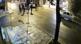 Yalvaç'ta Otomobil Kazası: Baba ve 8 Aylık Bebek Yaralandı