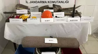 Gümüşhane'de Kaçak Kazı Yapan 4 Kişi Suçüstü Yakalandı