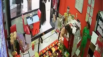 İnegöl'de Çocuk Kullanılarak Çiğ Köfte Dükkanında Hırsızlık