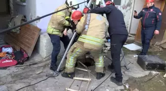 Kartal'da Su Kuyusuna Düşen 74 Yaşındaki Kadın Kurtarıldı