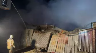 Küçükçekmece'de Halı Yıkama Atölyesinde Yangın