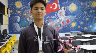 Kütahyalı Öğrenci, Sıfırdan Dron Yaparak Altın Madalya Kazandı