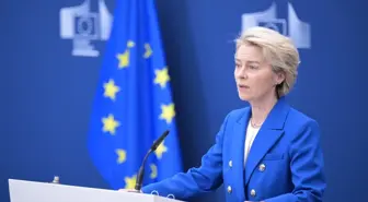 AB Komisyonu Başkanı von der Leyen, Japonya'nın İlk Kadın Başbakanını Tebrik Etti