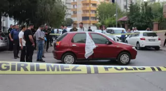 Otomobilde sır ölüm! Vücudunda darp izlerine rastlandı, en yakınları gözaltına alındı