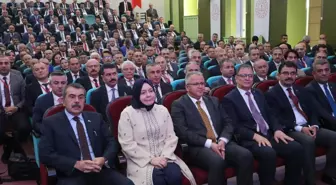 Bakan Tekin: Önümüzdeki yıl sınırlamayla okul kayıtlarının kapatıldığı uygulamayı hayata geçireceğiz