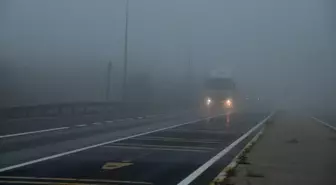 Bolu Dağı'nda Sis Etkili, Görüş Mesafesi 30 Metreye Düştü