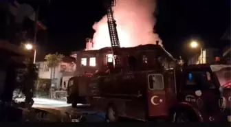 Burdur'da 2 Katlı Ev Yangında Kullanılmaz Hale Geldi