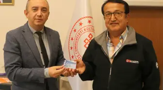 Hüseyin Özdemir, Kültür ve Turizm Bakanlığı'ndan Somut Olmayan Kültürel Miras Taşıyıcısı Unvanı Aldı
